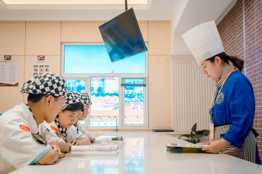 新東方人的晚上，就這么過！