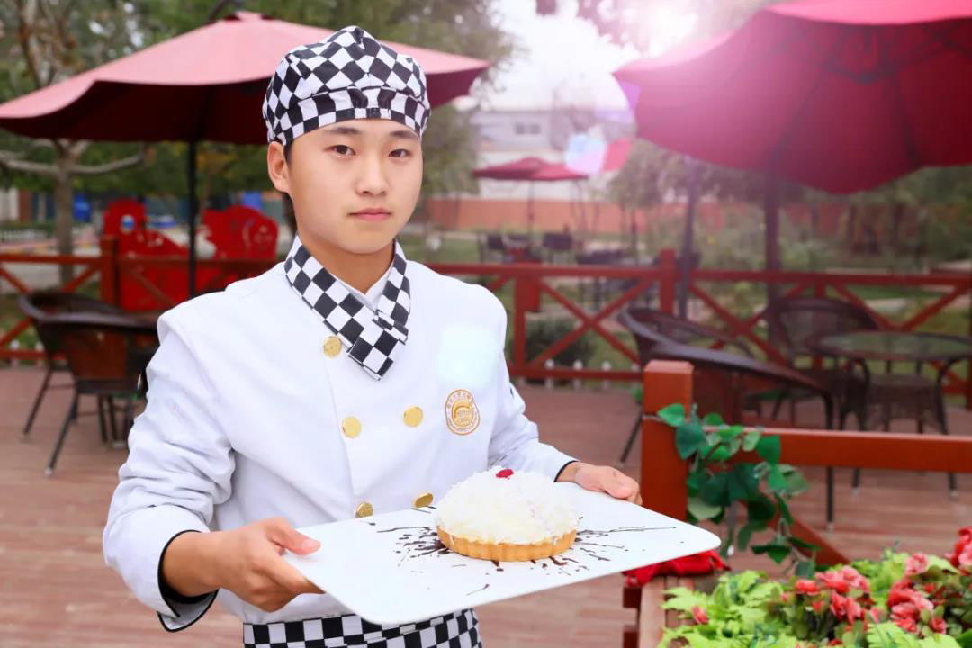 西點行業(yè)為啥備受矚目？河北新東方來為你解答！