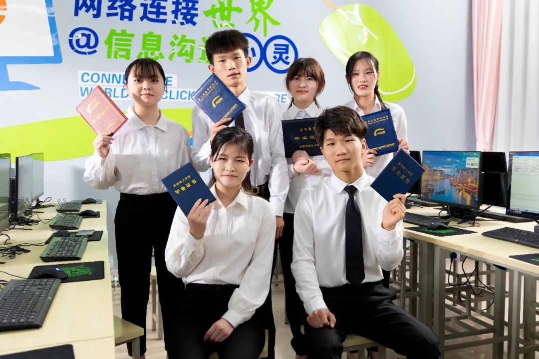 重要丨河北新東方學籍補錄名額分秒遞減，錯過這次再等一年！