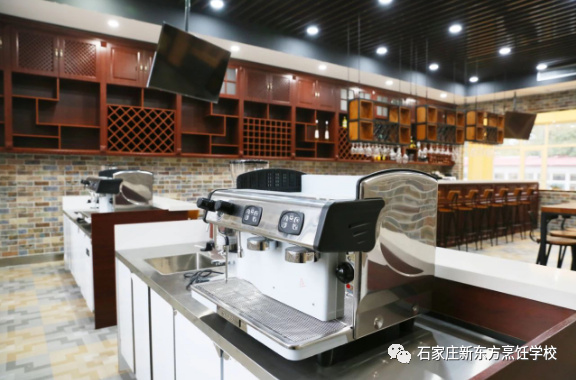 【短期飲品培訓(xùn)】趁夏季到來(lái)之前，學(xué)一門(mén)熱門(mén)技術(shù)創(chuàng)業(yè)實(shí)現(xiàn)增收!