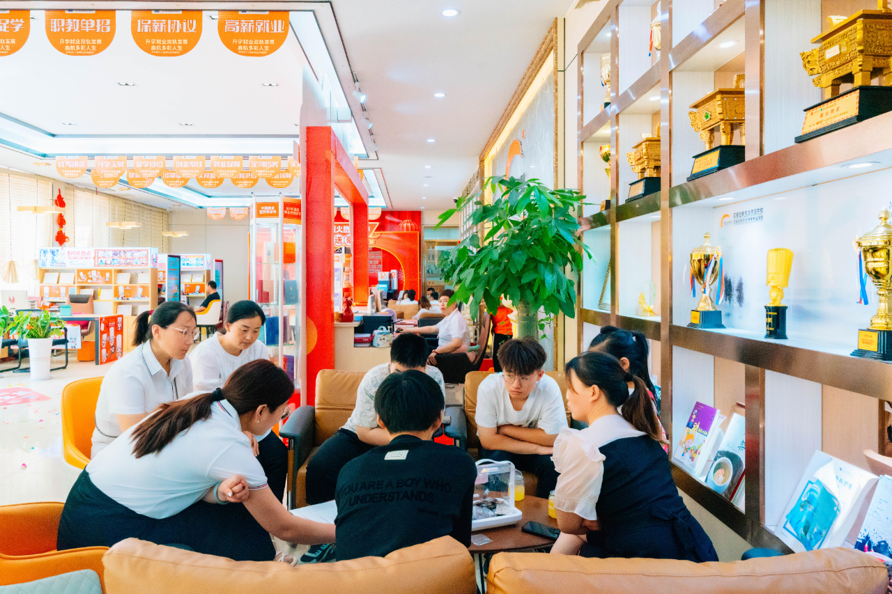 61fdaacdfd7d69bb5052af57d9671086.jpg 61fdaacdfd7d69bb5052af57d9671086.jpg