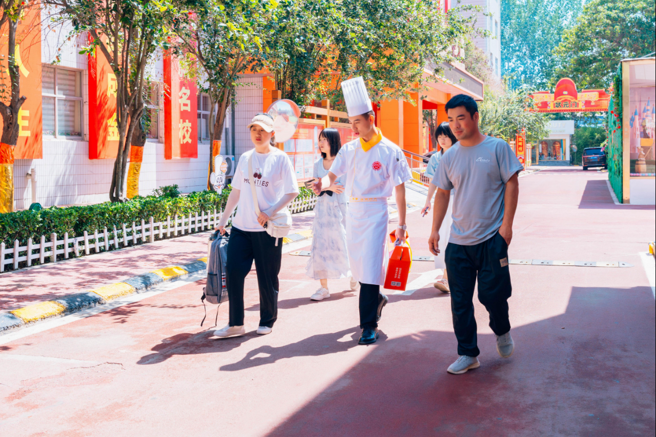 32b45e928e4b739e29f400a58e5cc100.jpg 32b45e928e4b739e29f400a58e5cc100.jpg