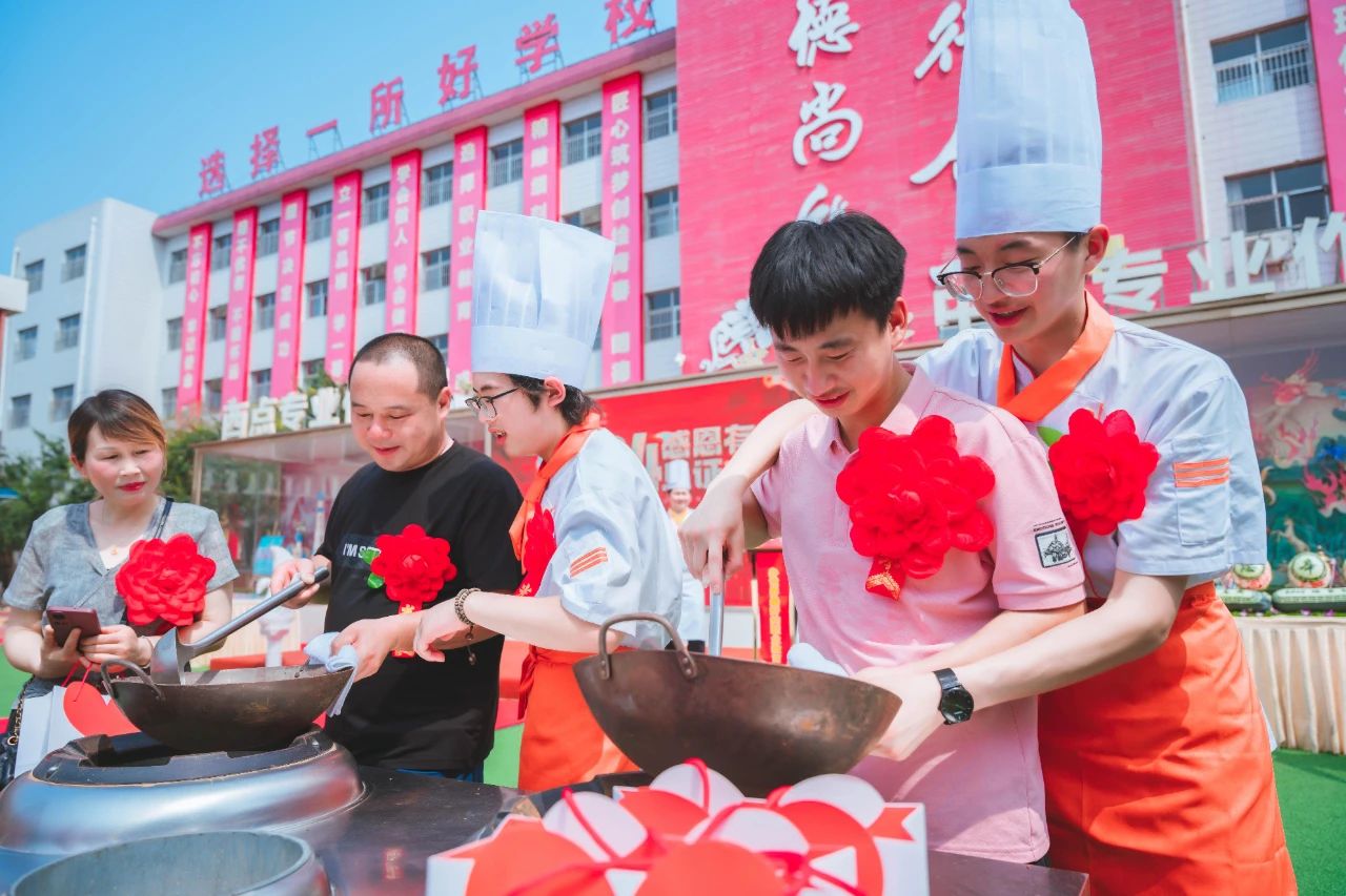 3e07d3619000de00dfdd4086d0549c1e.jpg 3e07d3619000de00dfdd4086d0549c1e.jpg