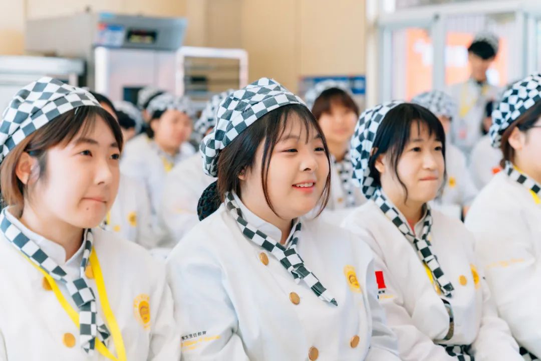 2a25a13645646e7b9b522e34ebd1c7cf.jpg 2a25a13645646e7b9b522e34ebd1c7cf.jpg