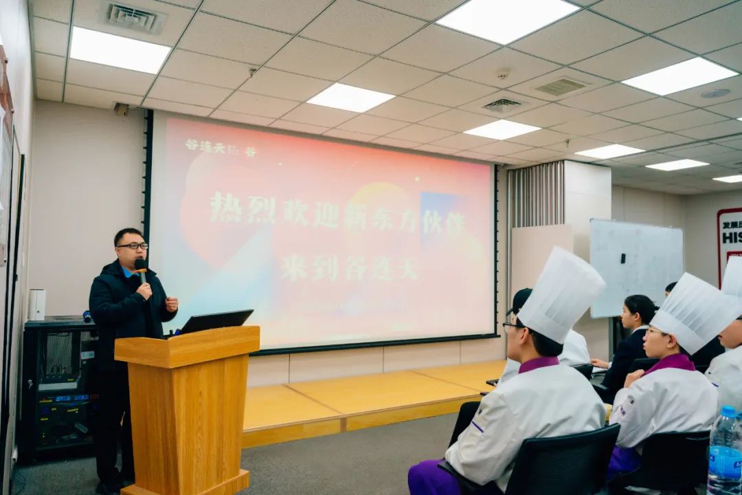 c32cd8b0fa88a2d33a9ca6412646a3f0.jpg c32cd8b0fa88a2d33a9ca6412646a3f0.jpg