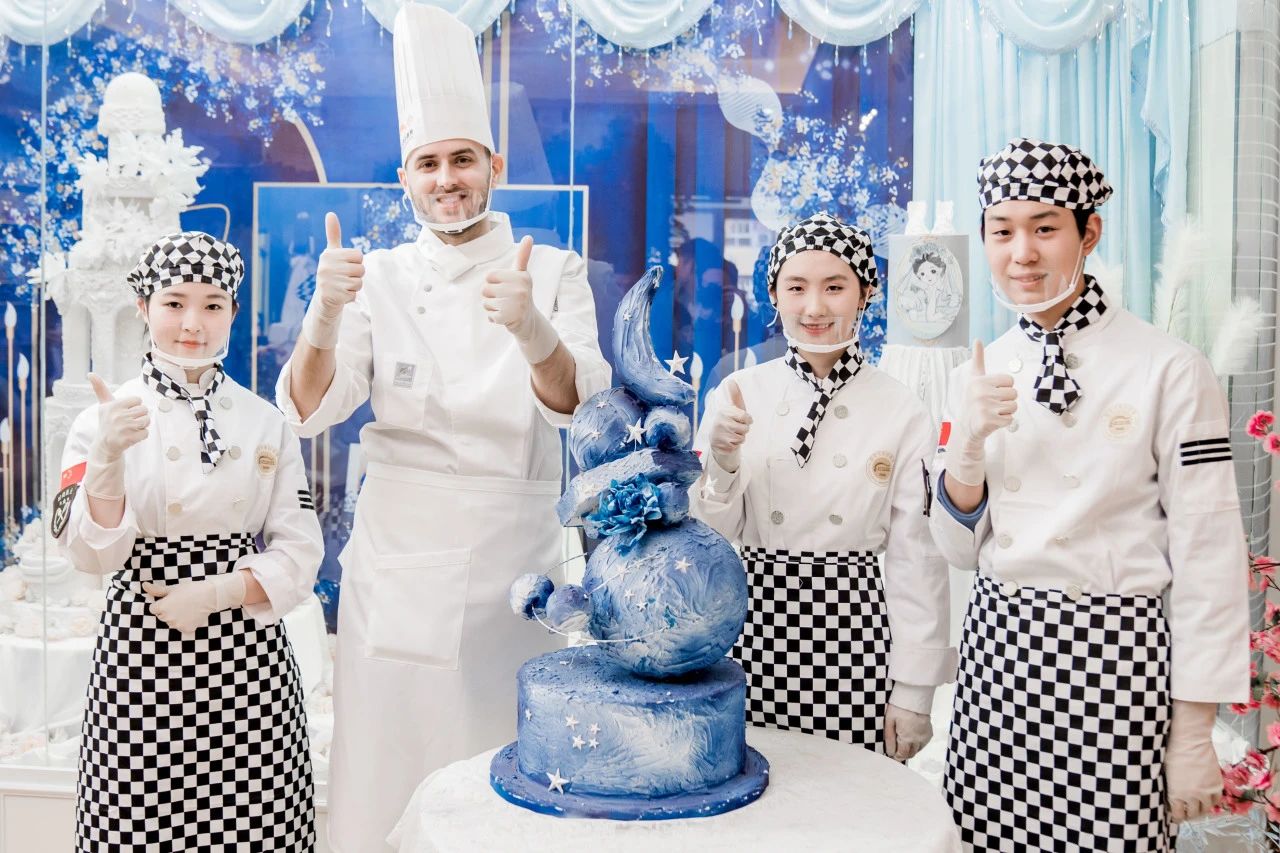 c918a6abfa63cd71cc3ae29329a5410f.jpg c918a6abfa63cd71cc3ae29329a5410f.jpg