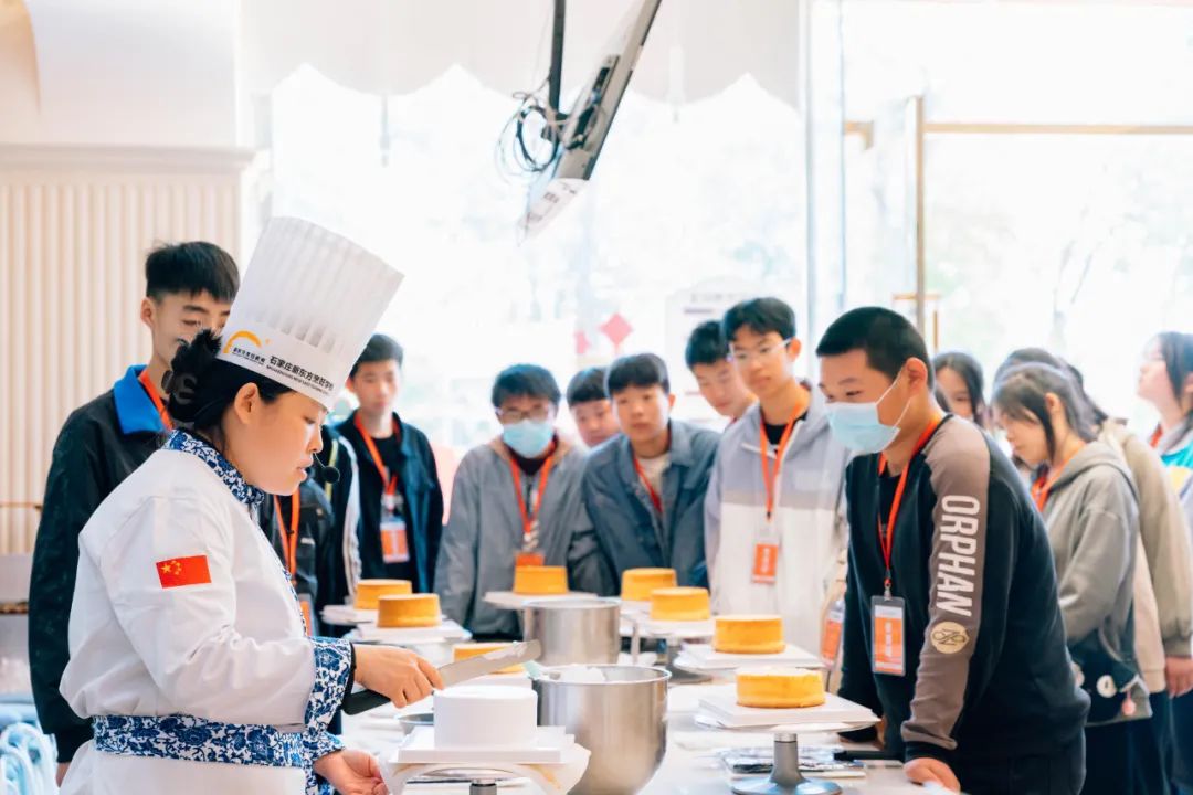 605c1abbd7cc21612e39eb0c90291ac3.jpg 605c1abbd7cc21612e39eb0c90291ac3.jpg