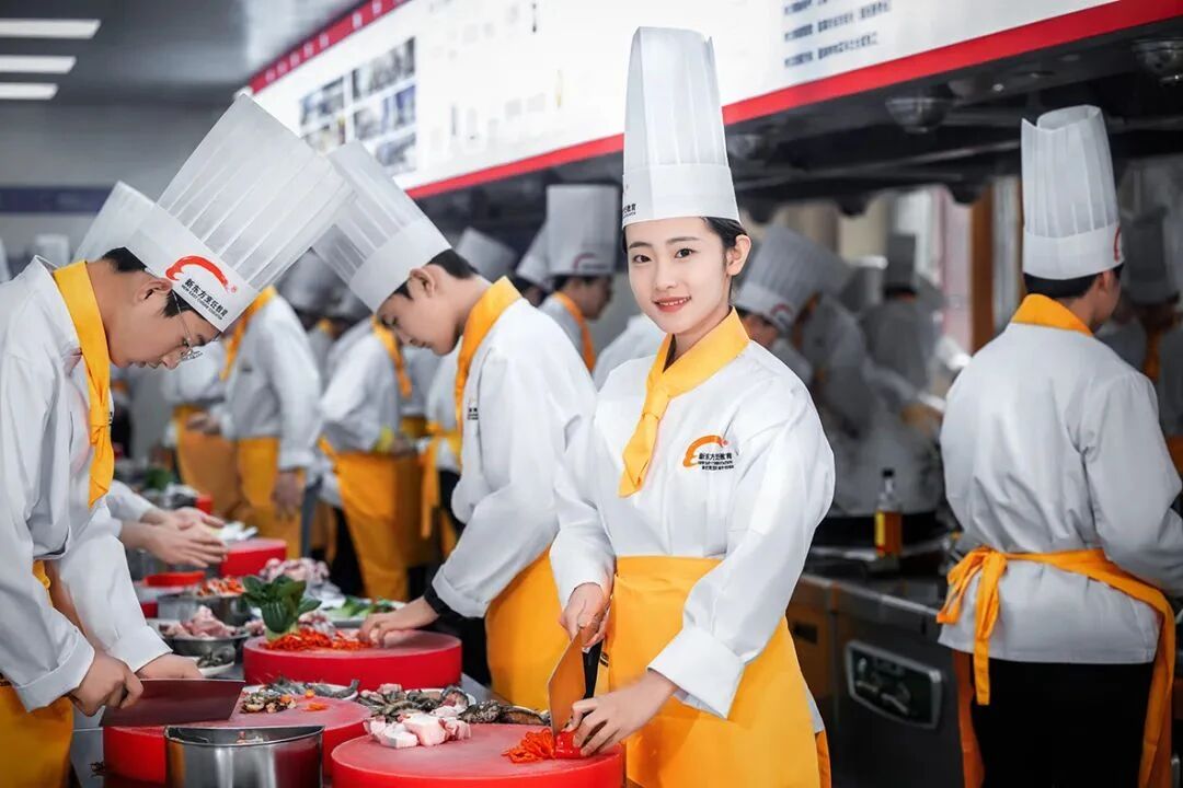 九月底了還能轉(zhuǎn)學(xué)嗎？如何選擇一個專業(yè)好、師資好、就業(yè)好的學(xué)校呢？