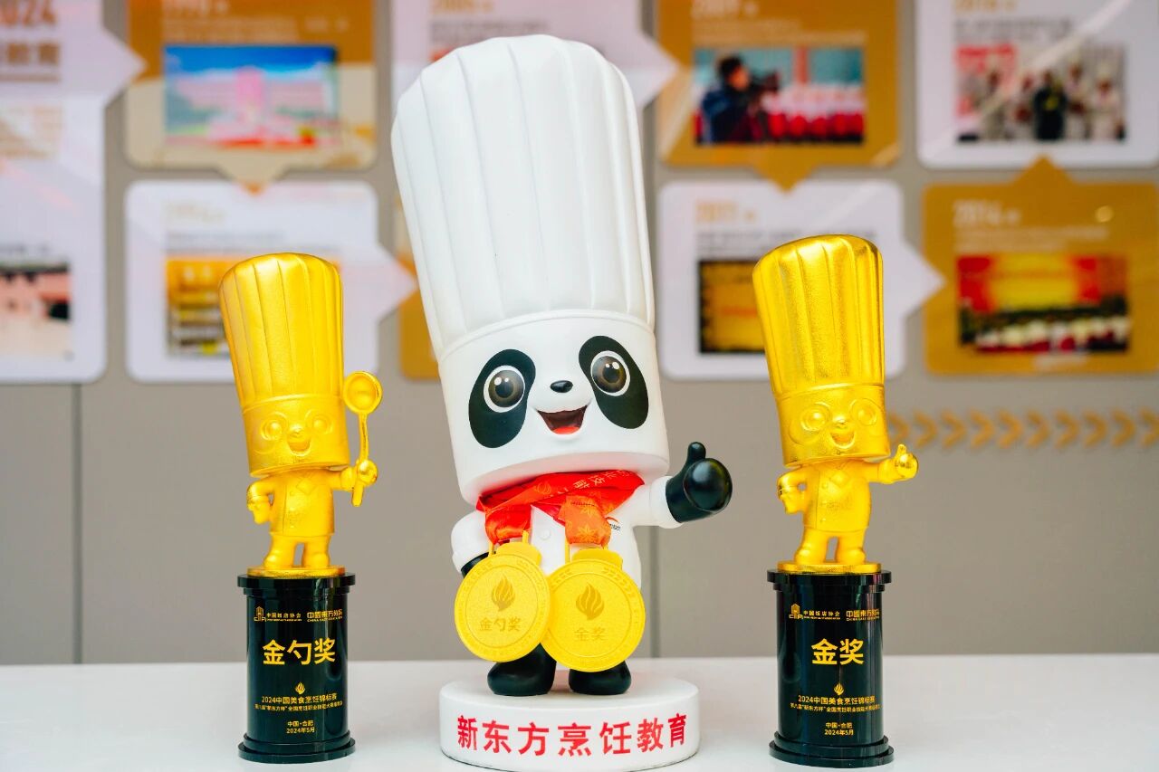 初高中生在河北新東方學(xué)廚師，揭秘沒基礎(chǔ)小白學(xué)廚進(jìn)階之路