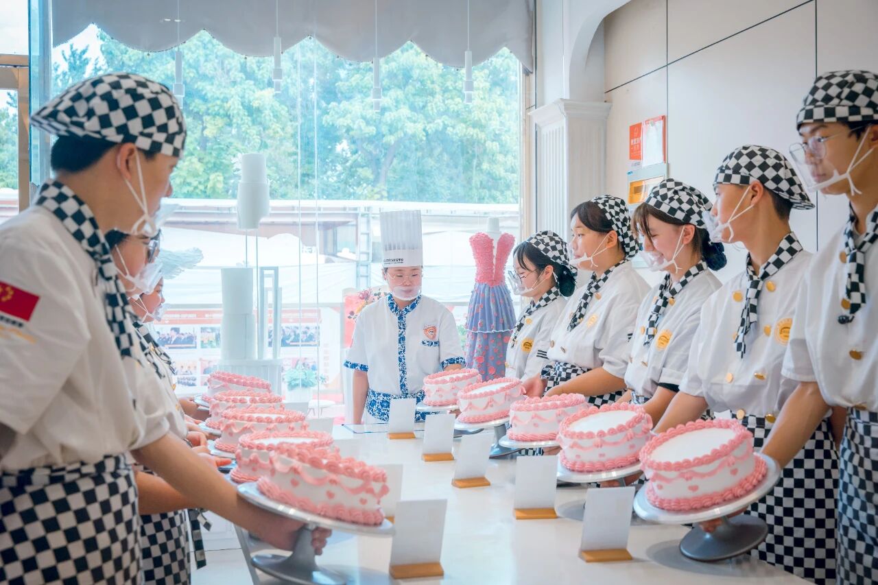 c40a0fb9b0438e148a7e12d23d041f6c.jpg c40a0fb9b0438e148a7e12d23d041f6c.jpg