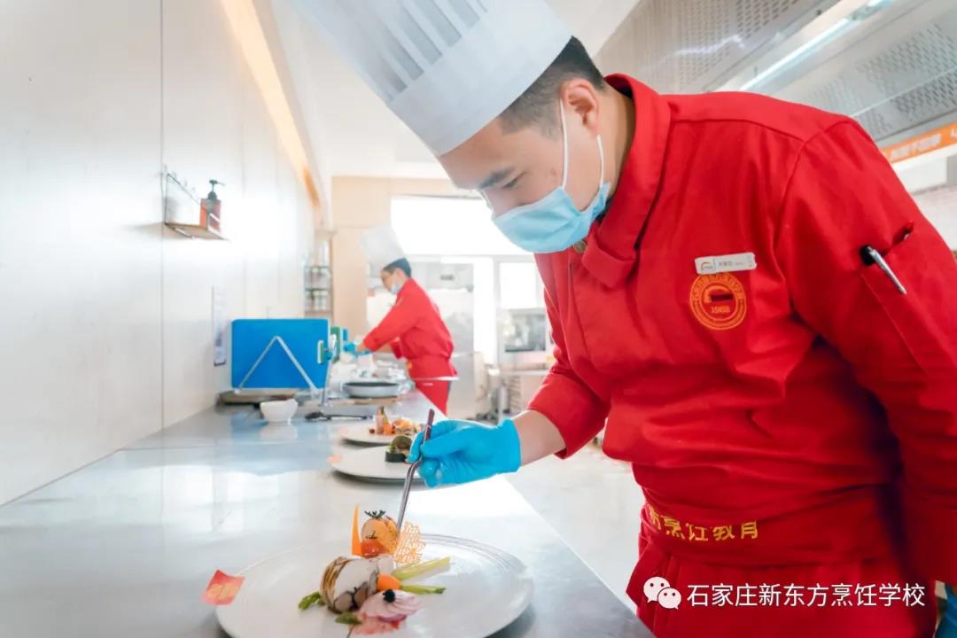 鑄技能之舟 揚發(fā)展之帆丨教師技能大比武看河北新東方師者風范！(圖8)